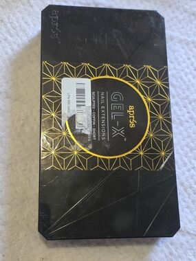 Gel-X Nail Extensions Kit — Black & Gold